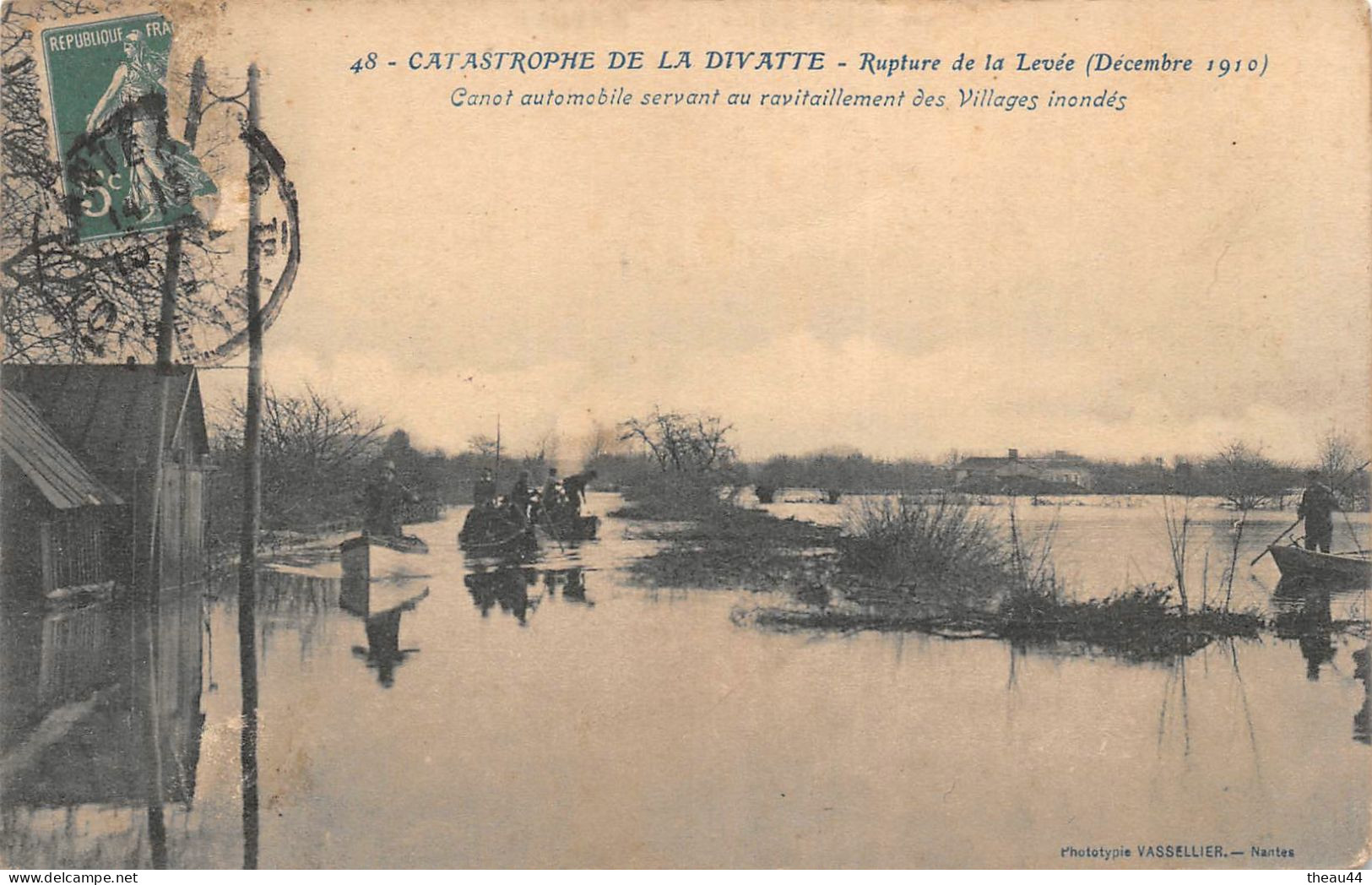 Catastrophe De La DIVATTE - Rupture De La Levée (Décembre 1910) -Canot Automobile Servant Au Ravitaillement Des Villages - Aigrefeuille-sur-Maine