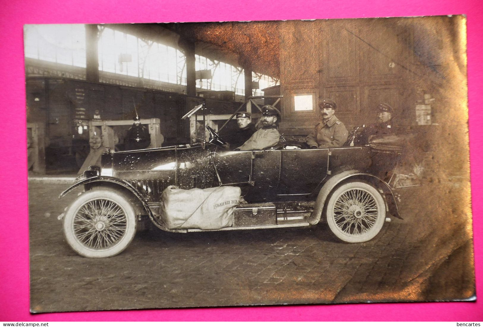 Eghezée 1914 : Carte-Photo Feldposte Avec Voitures Et Officiers Militaires - Eghezée