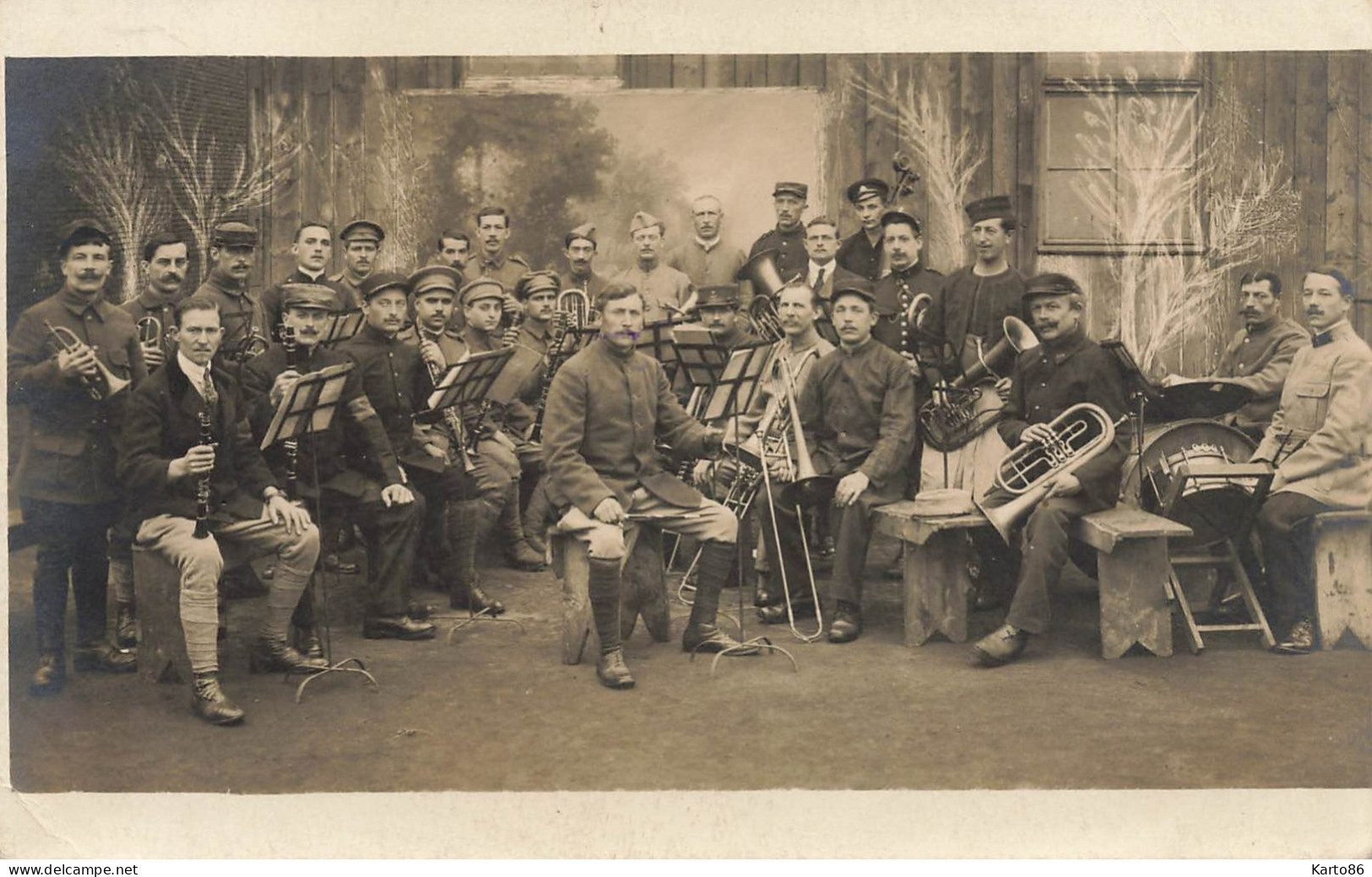 Desvres * Carte Photo 1919 * Fanfare Orchestre Musique * Musiciens Instruments Militaria - Desvres