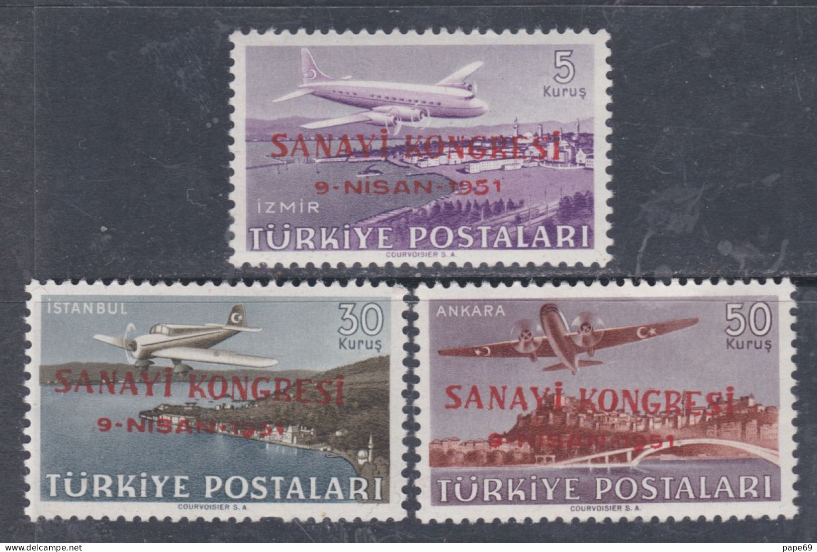 Turquie P. A. N° 22 / 24 X Congrès Industriel D'Ankara, Les 3 Valeurs Trace De Charnière Sinon TB - Airmail