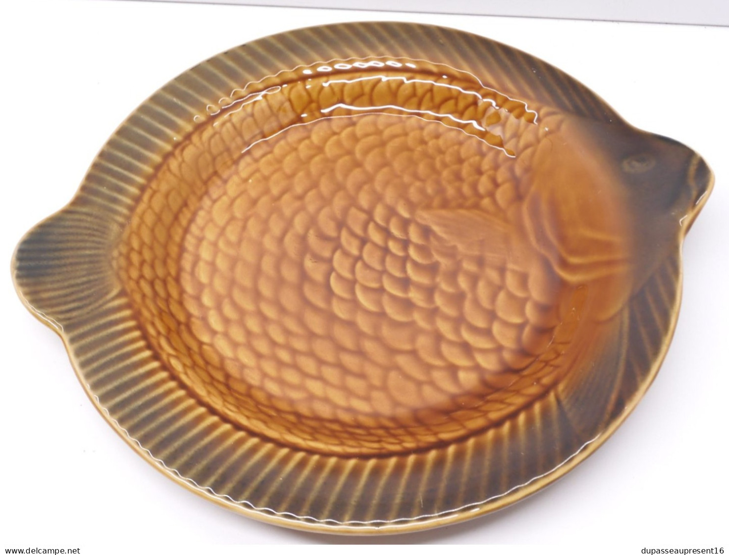 -6 ASSIETTES CERAMIQUE SARREGUEMINES POISSONS couleur Marron glacé bord foncé  E