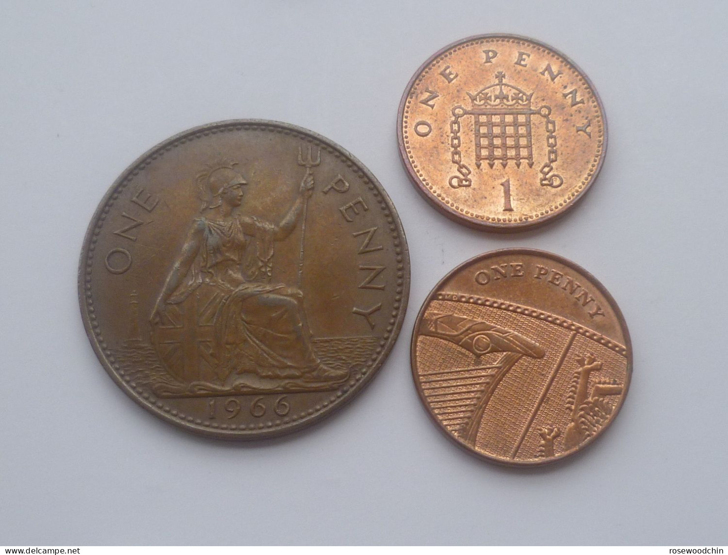 Vintage !  Lot 1966/1996/2009 DEI Gratia Regina F.D. Queen Elizabeth II One Penny Coin (#152) - Colecciones