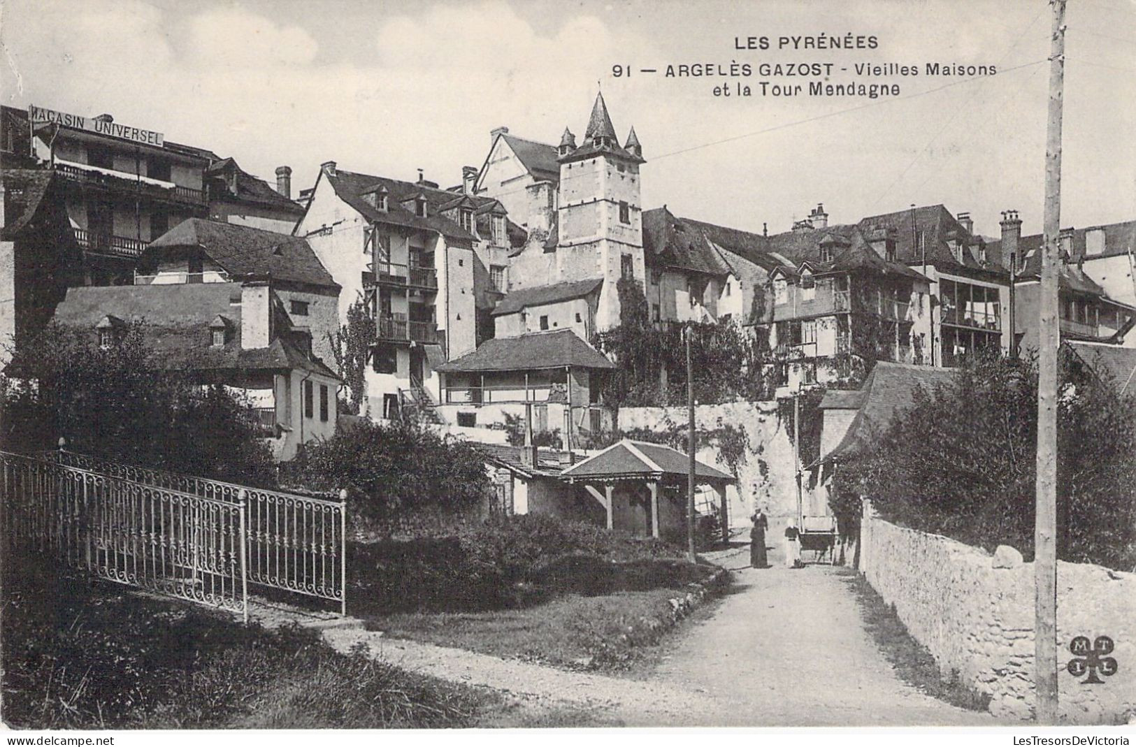 FRANCE - 64 - ARGELES GAZOST - Vieilles Maisons Et La Tour Mendagne - Cartes Postales Anciennes - Sonstige & Ohne Zuordnung