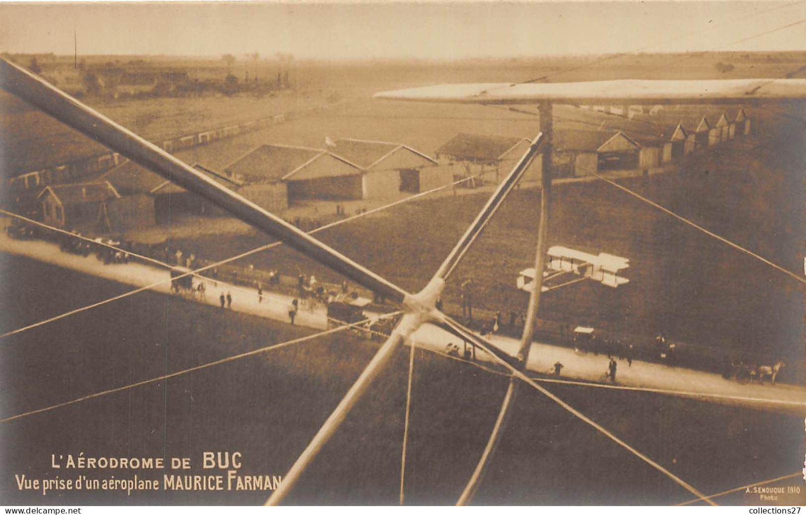 78-BUC- L' AERODROME  DE BUC- VUE PRISE D'UN AEROPLANE MAURICE FARMAN - Buc