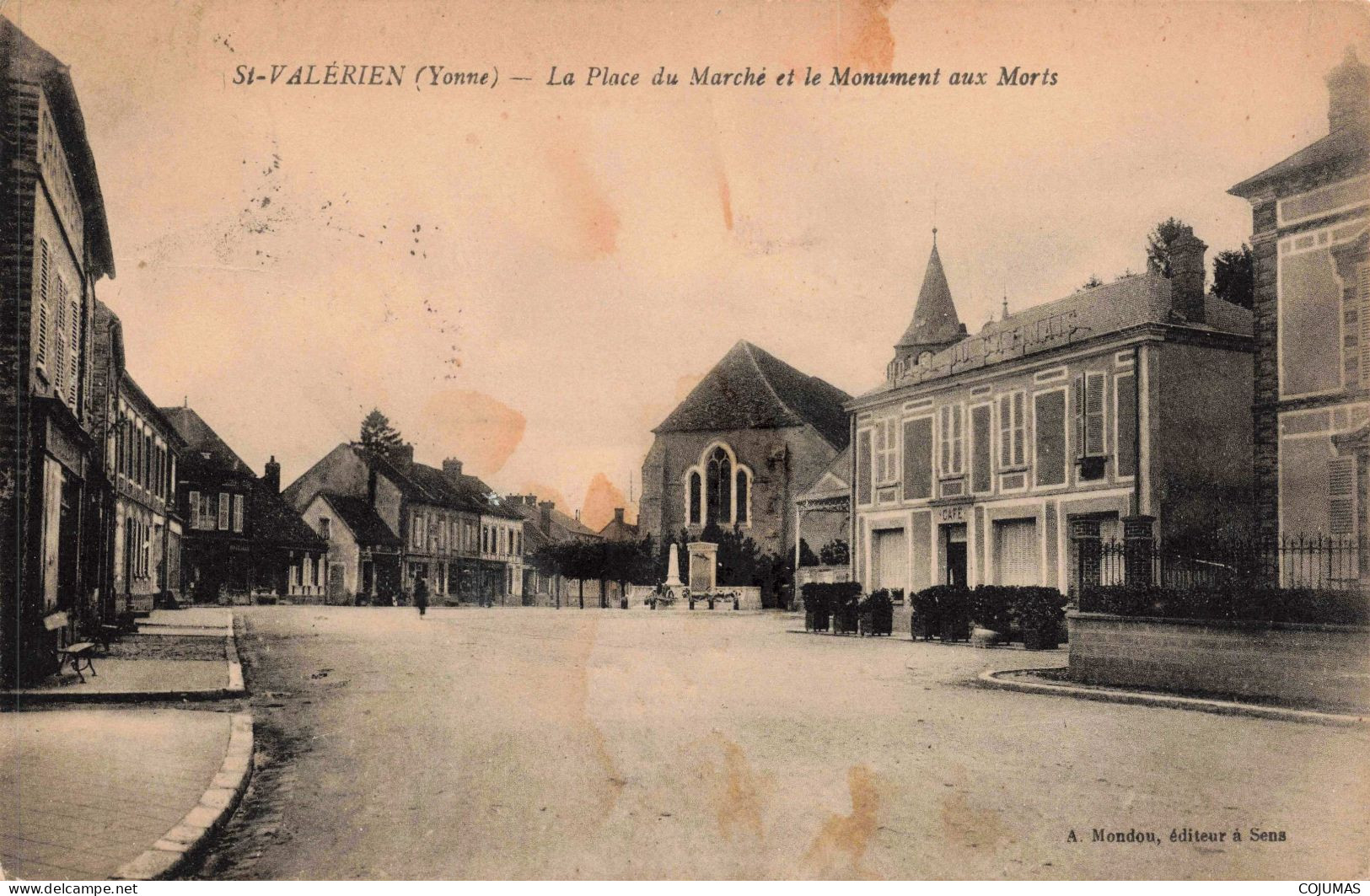 89 - ST VALERIEN - S12426 - La Place Du Marché Et Le Monument Aux Morts - En L'état - L1 - Saint Valerien