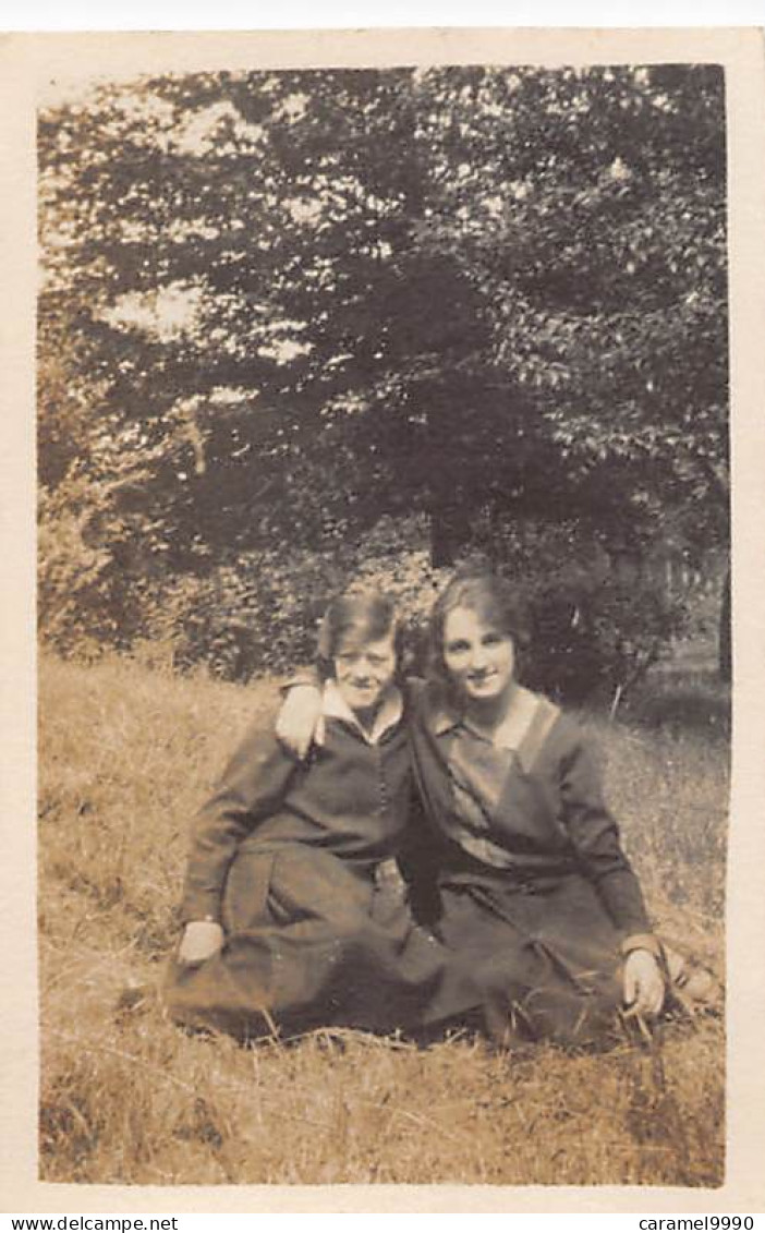 Eeklo echte foto's  non zuster school anno 1926 verkleedfeestje Ste Theresia   D 3460