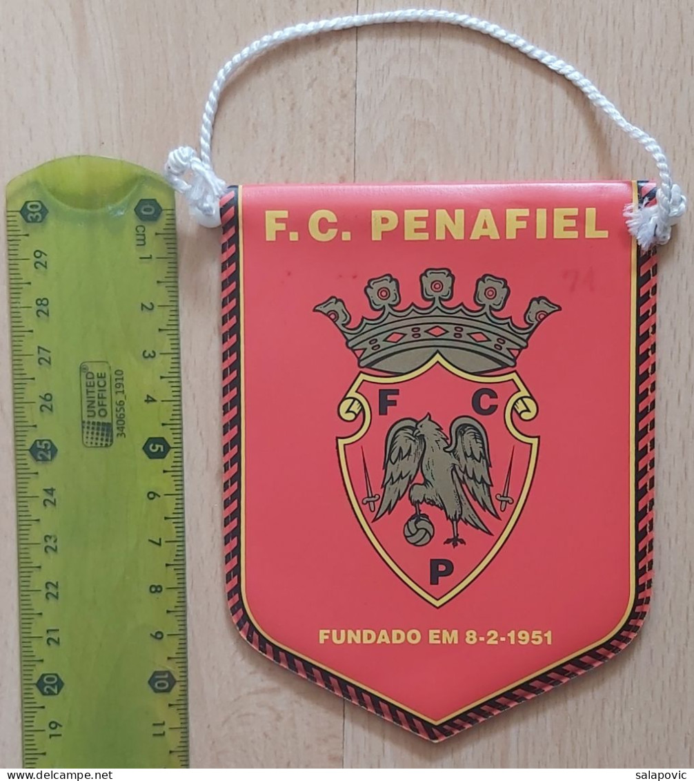 FC Penafiel Portugal Football Soccer Club Fussball Calcio Futbol Futebol PENNANT, SPORTS FLAG ZS 3/2 - Habillement, Souvenirs & Autres