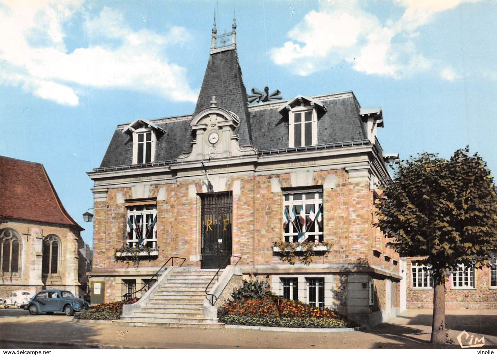 P-23-HE-1369 : MAURECOURT - Maurecourt