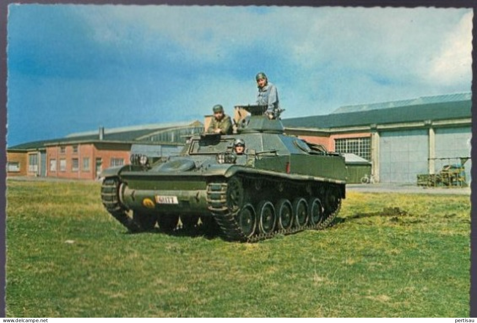 AMX Troepentransport Garages Kwartier H - Leopoldsburg (Camp De Beverloo)