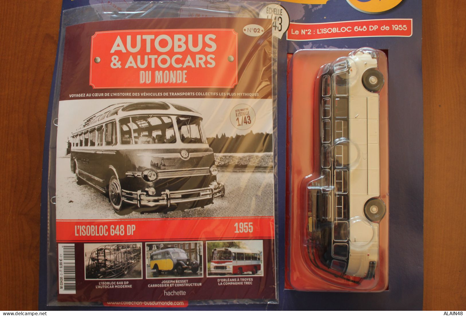 AUTOBUS & AUTOCARS DU MONDE CITROEN T45 DE 1934 + L'ISOBLOC 648 DP DE 1955 HACHETTE N°1  ET N°2 NEUF EMBALLAGE D'ORIGINE - Camions