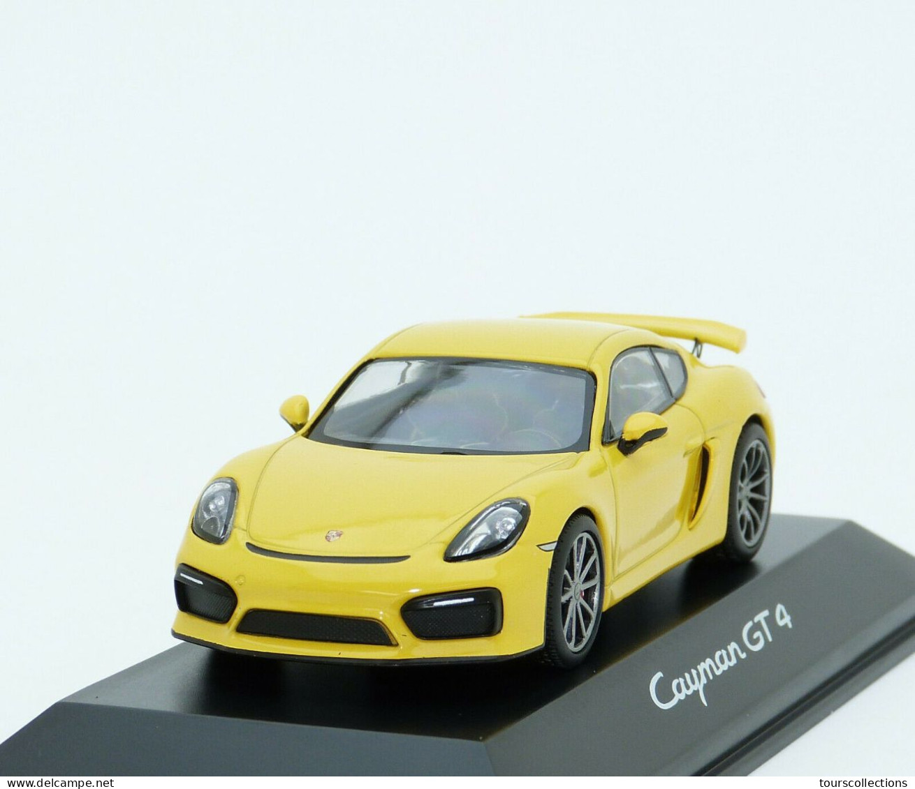 1/43 Porsche Cayman GT4 981c 2015 Racing Jaune Schuco - WAP0204020F - Schuco