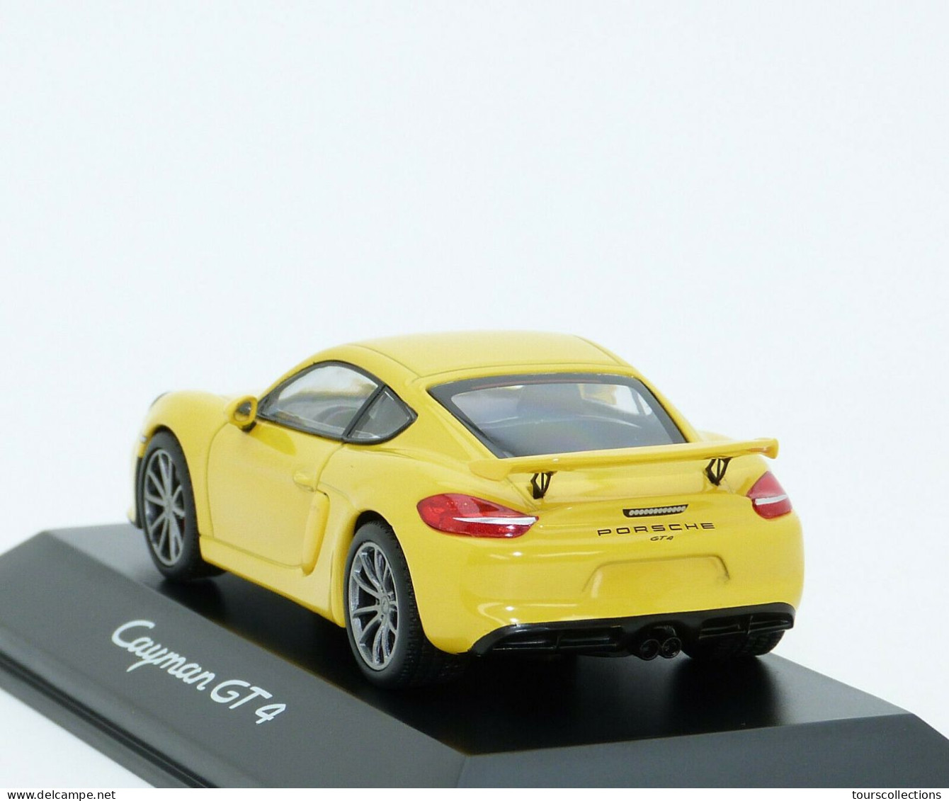 1/43 Porsche Cayman GT4 981c 2015 Racing Jaune Schuco - WAP0204020F - Schuco