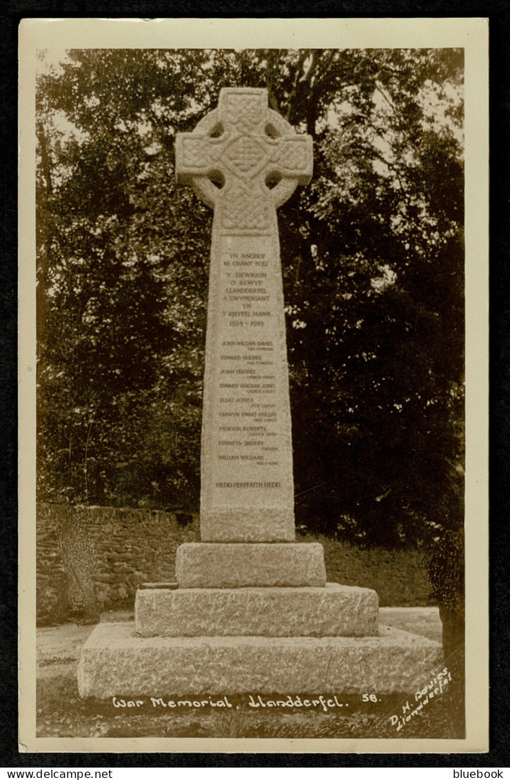 Ref  1604  -  Early Real Photo Postcard - Llandderfel War Memorial Near Bala Merionethshire Wales - Merionethshire