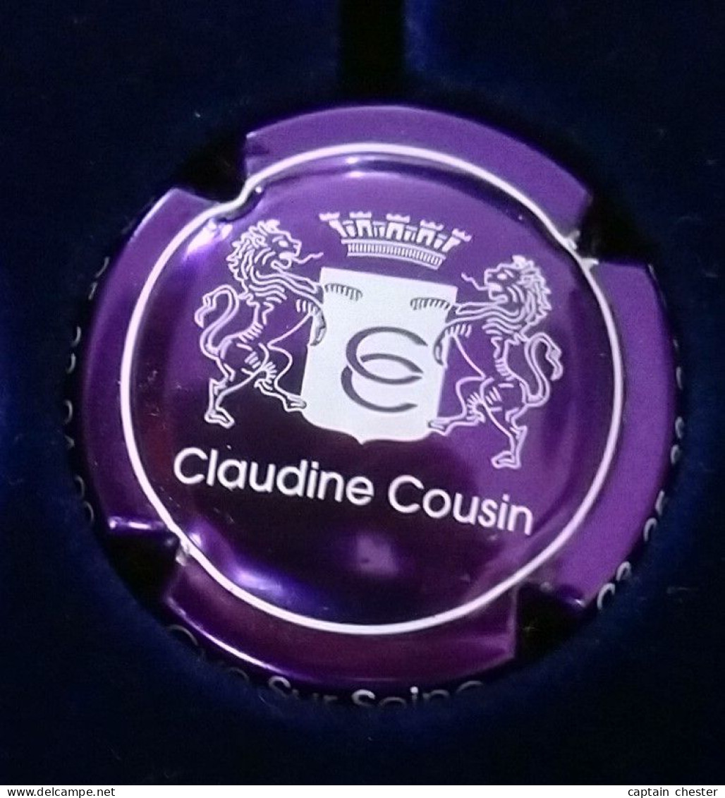 PLAQUE DE MUSELET DE CHAMPAGNE " CLAUDINE COUSIN N° 7 VIOLET ET BLANC " - Germain