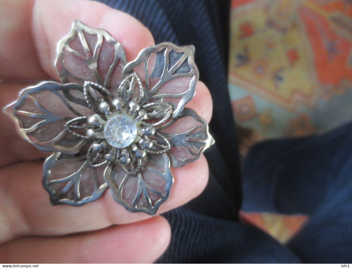 JOLIE BROCHE FLEUR - Broches