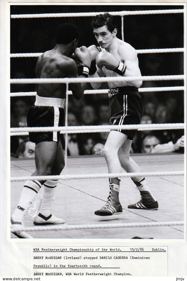 BOXE,  Barry MC GUIGAN 15 2 1986 - Autographes