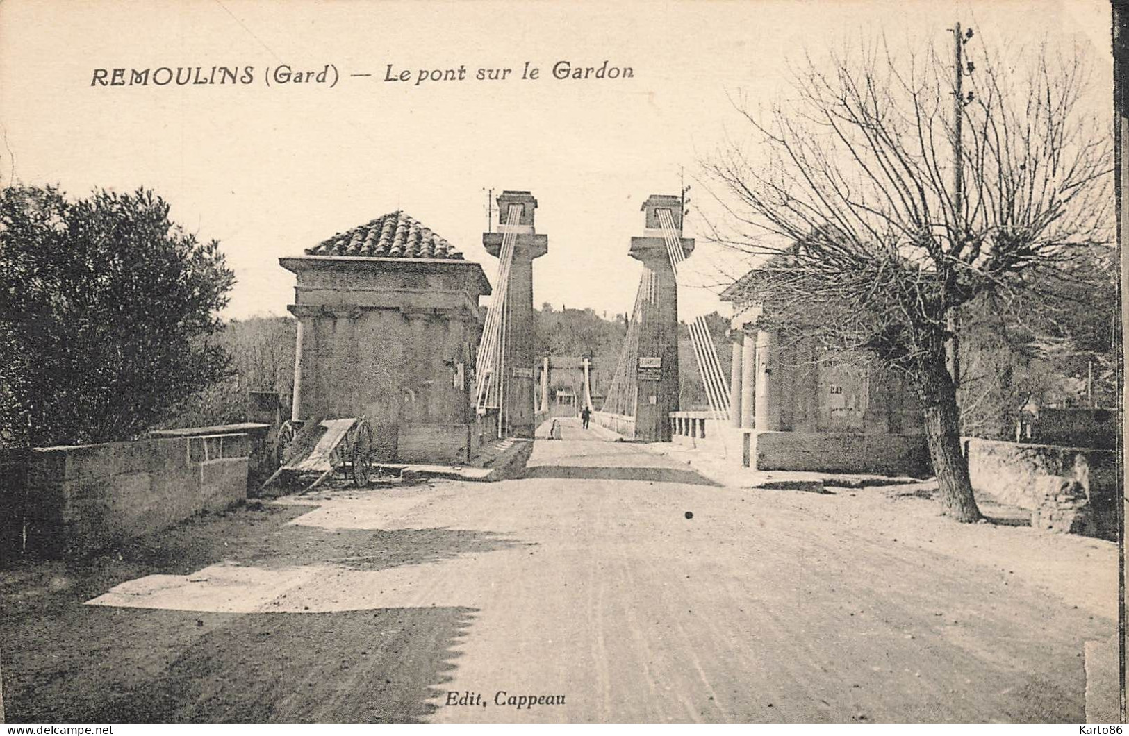 Remoulins * Le Pont Sur Le Gardon * Route - Remoulins