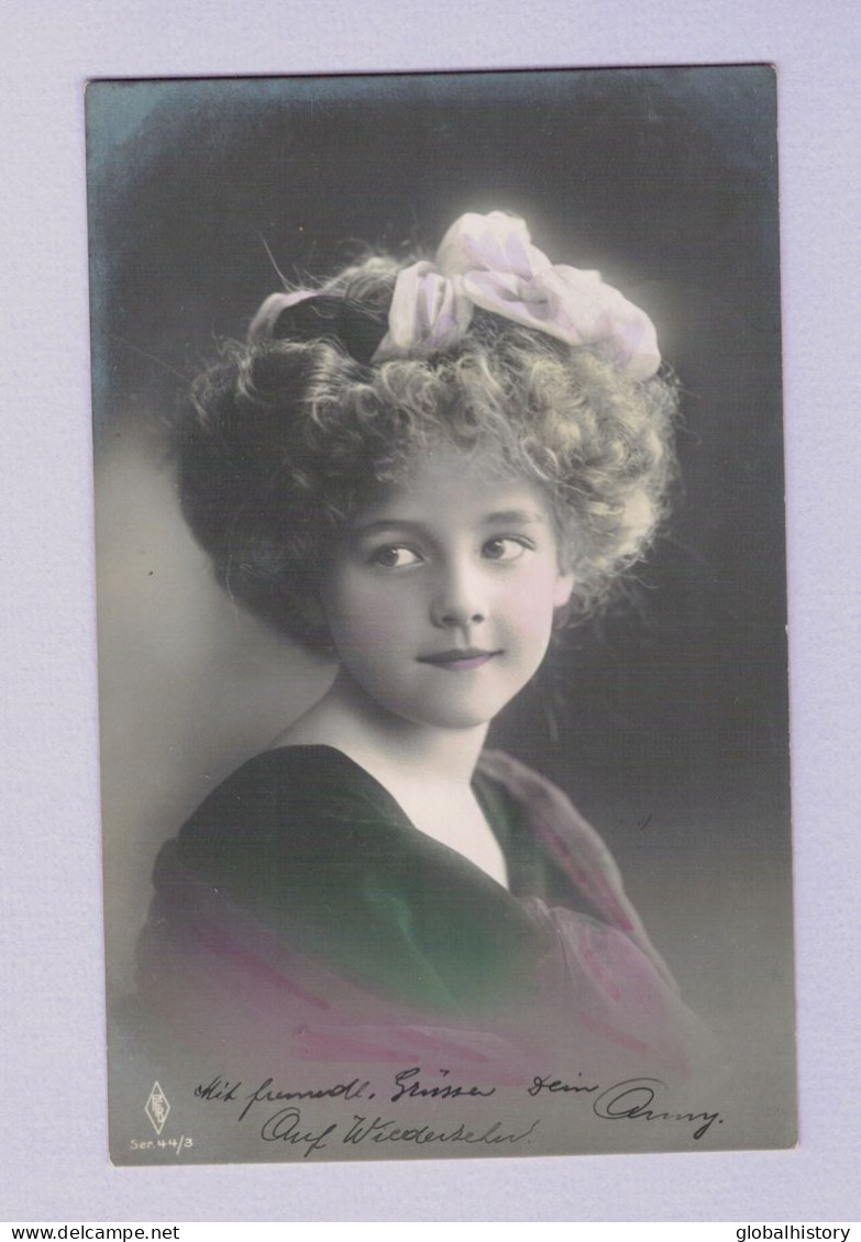 XA1361 JEUNE FILLE  FILLETTE , ENFANT, GIRL , FAMOUS GRETE REINWALD NAUGHTY LOOK RPPC - Portretten