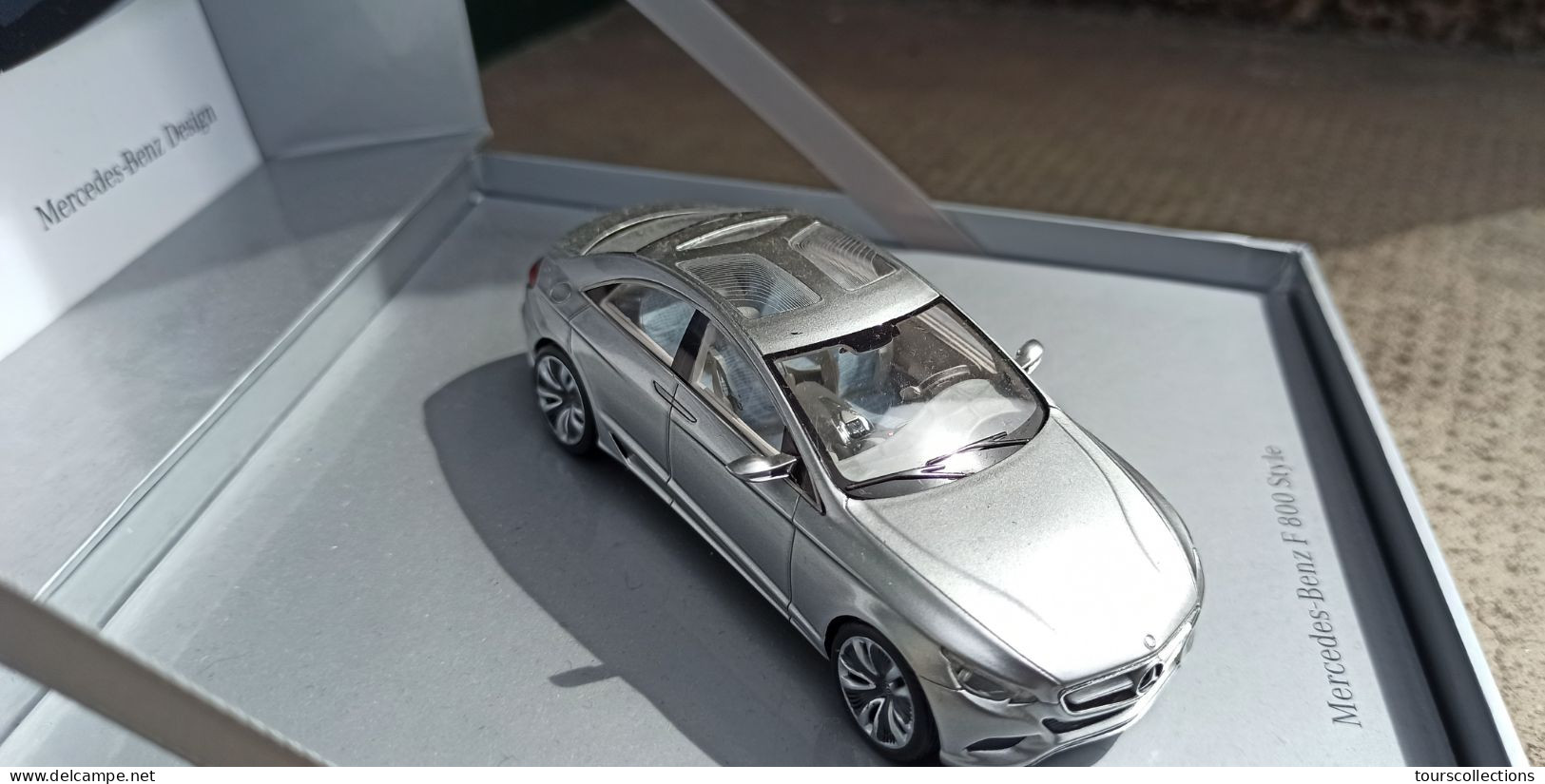 1/43 MINICHAMPS - MINIMAX - MERCEDES BENZ F800 Style De 2010 - Minichamps