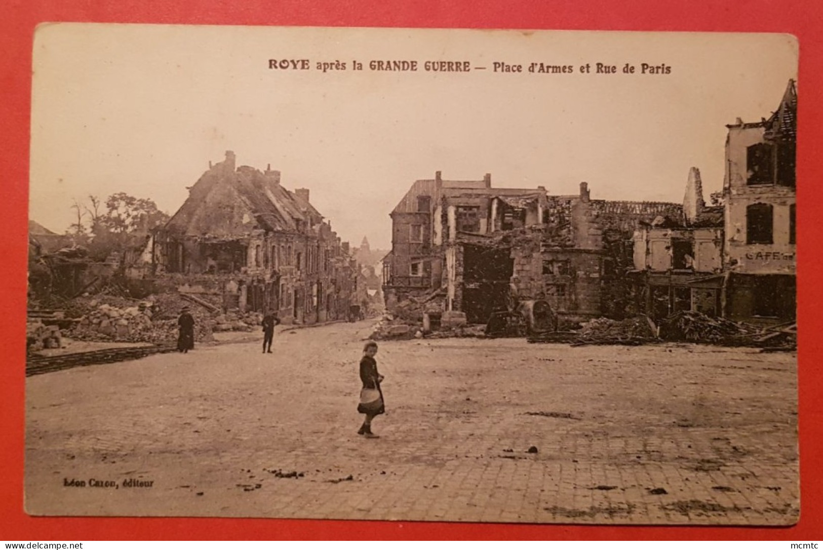 CPA  - Roye Après La Grande Guerre - Place D'Armes Et Rue De Paris - Roye