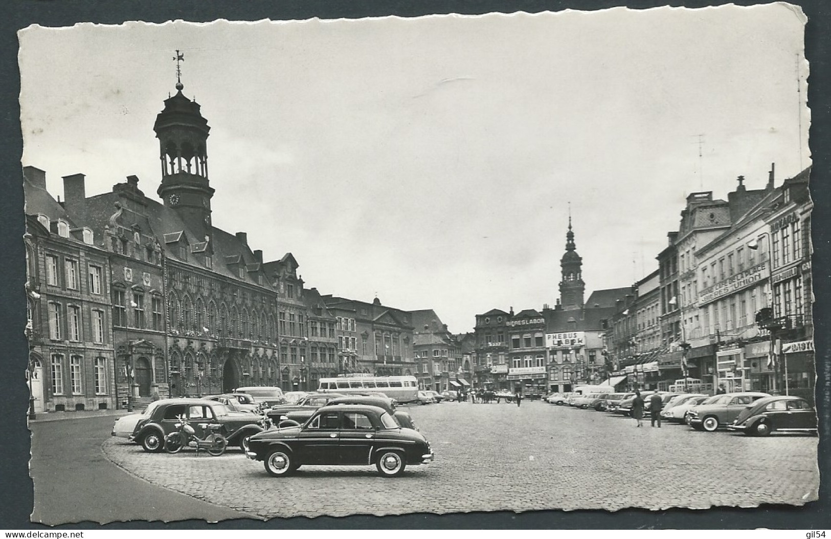 N° 11  Mons : La Grand'place  -  Fai 20011 - Mons