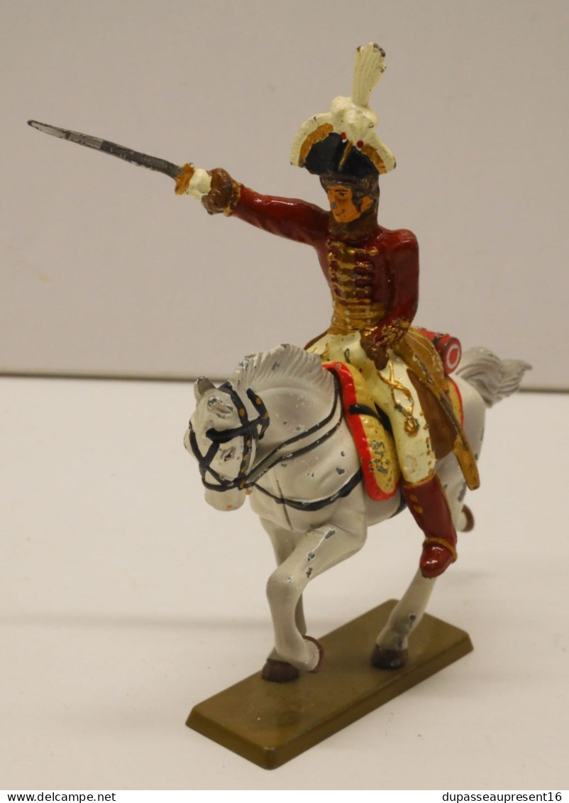 -STARLUX 2 SOLDATS NAPOLEONIENS A CHEVAL STATUETTES PLOMB PEINT COLLECTION   E