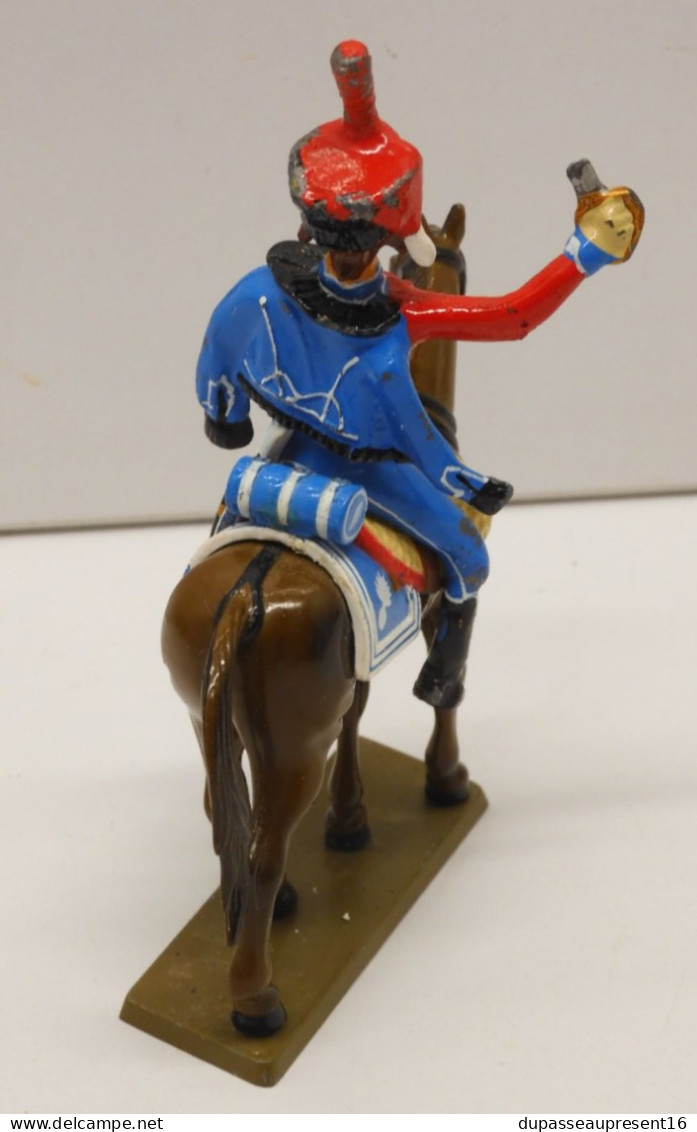 -STARLUX 2 SOLDATS NAPOLEONIENS A CHEVAL STATUETTES PLOMB PEINT COLLECTION   E