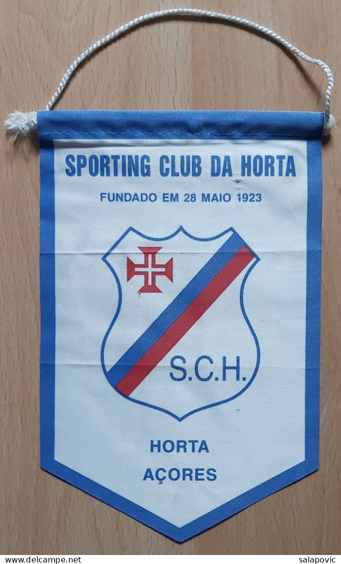 Sporting Club Da Horta, Portugal  Football club Fussball Futebol Soccer Calcio PENNANT, SPORTS FLAG ZS 5/20 - Habillement, Souvenirs & Autres