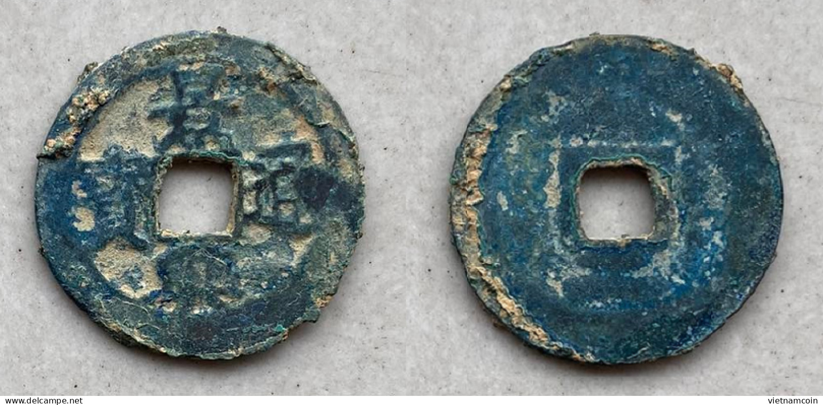 Ancient Annam Coin Canh Hung Thong Bao Reverse Cong - Le  Kings Under The Trinh 1740-1776 - Viêt-Nam
