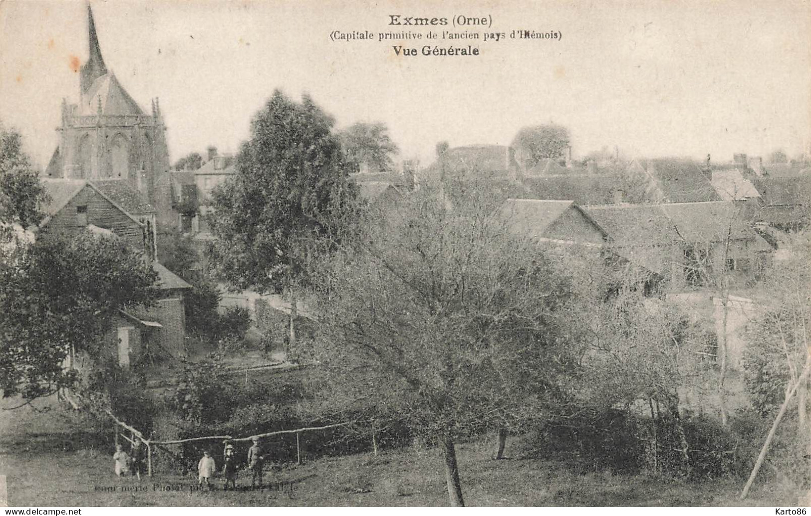 Exmes * Vue Générale Sur Le Village - Exmes