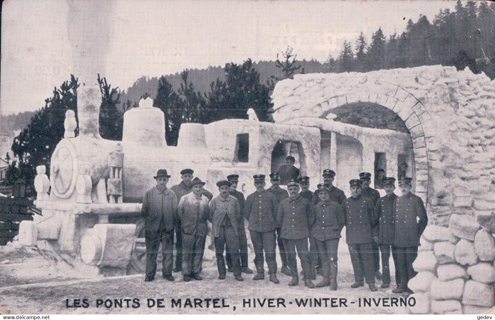 Les Ponts De Martel NE, Construction D'une Locomotive Et Tunnel En Neige (961) Usure Des Angles - Ponts-de-Martel