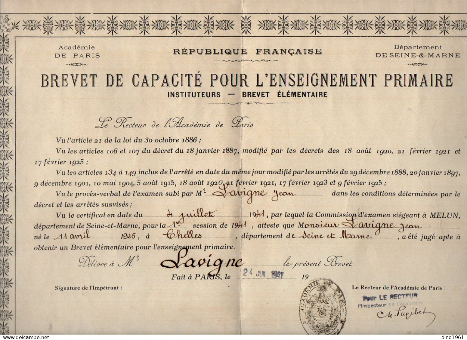 VP21.839 - PARIS 1941 - RF - Brevet De Capacité Pour L'Enseignement Primaire - Mr J.L. LAVIGNE Né à CHELLES - Diplome Und Schulzeugnisse