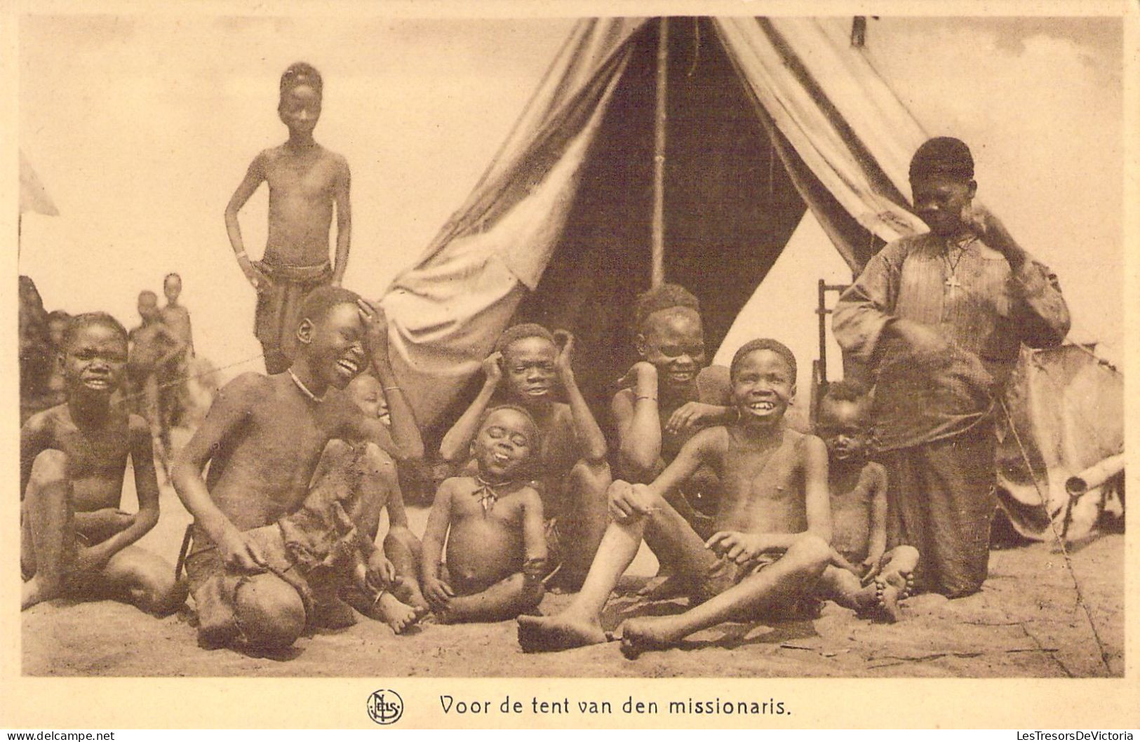 CONGO BELGE - Voor De Tent Van Den Missionaris - Carte Postale Ancienne - Belgisch-Congo