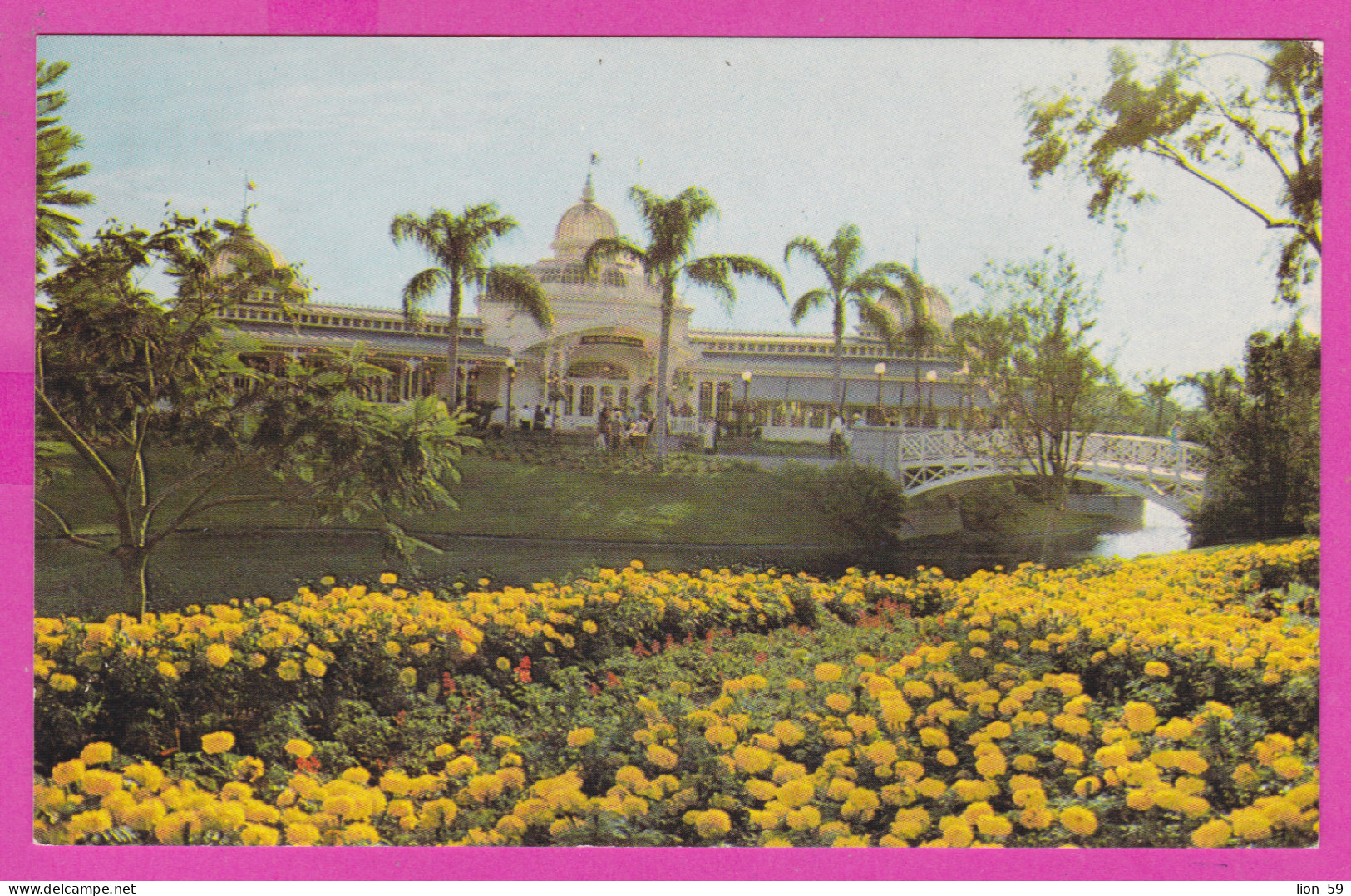 289889 / United States - Florida Orlando Walr Disney World The Crystal Palace Restaurant Plaza Canal PC USA Etats-Unis - Orlando