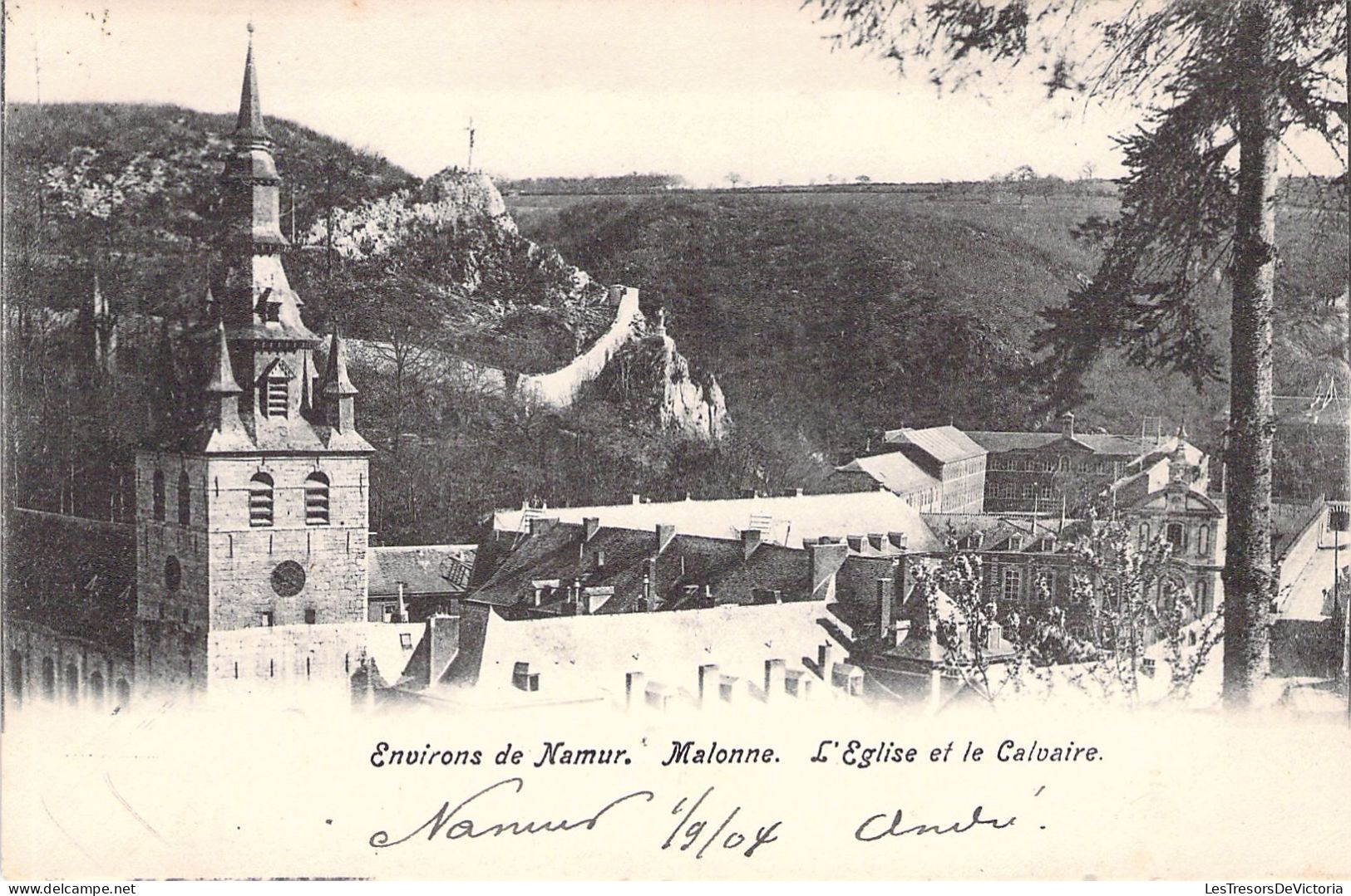 BELGIQUE - MALONNE - L'Eglise Et Le Calvaire  - Carte Postale Ancienne - Otros & Sin Clasificación