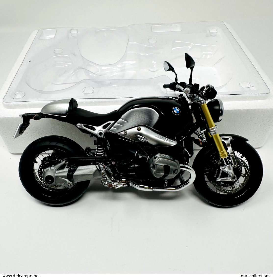 BMW 1/10 BMW Motorrad R NineT Nine T Moto Concessionnaire Boite Ref 80 43 2 357 414 - Motos