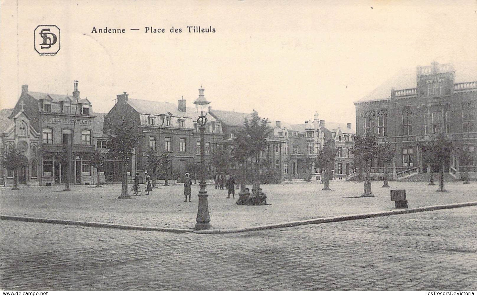 BELGIQUE - ANDENNE - Place Du Tilleuls - Edit S D - Carte Postale Ancienne - Andenne