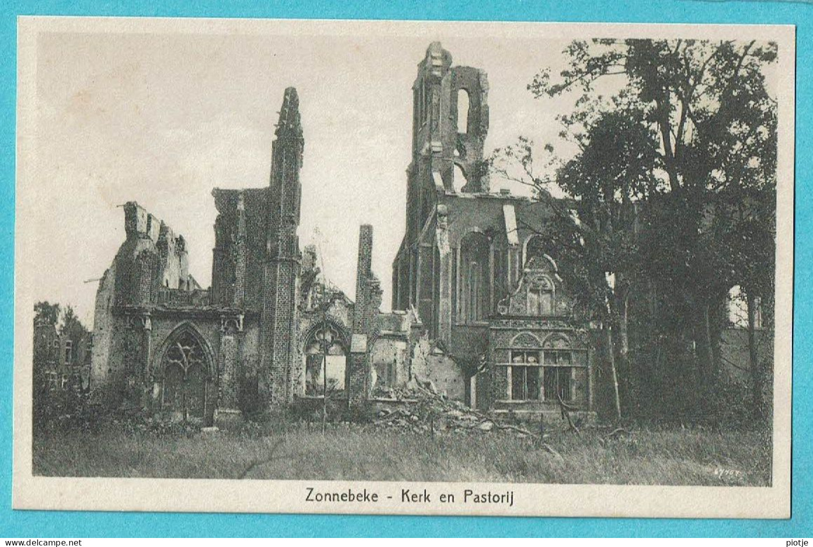 * Zonnebeke (bij Ieper - West Vlaanderen) * (Uitgever A. Herman - Hoet) Kerk En Pastorij, église Et Presbytère, Ruines - Zonnebeke