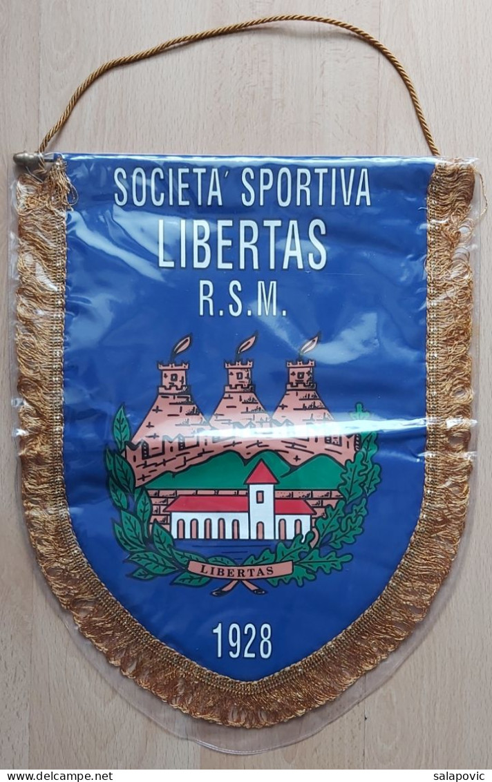 A.C. Libertas San Marino Football club Fussball Futebol Soccer Calcio PENNANT, SPORTS FLAG ZS 1 KUT - Habillement, Souvenirs & Autres