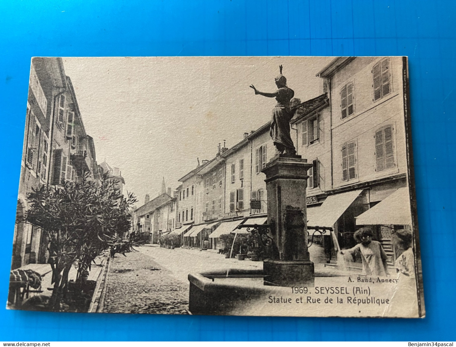 Cpa 01 Seyssel -Statue Et Rue De La République - 1918 - Seyssel