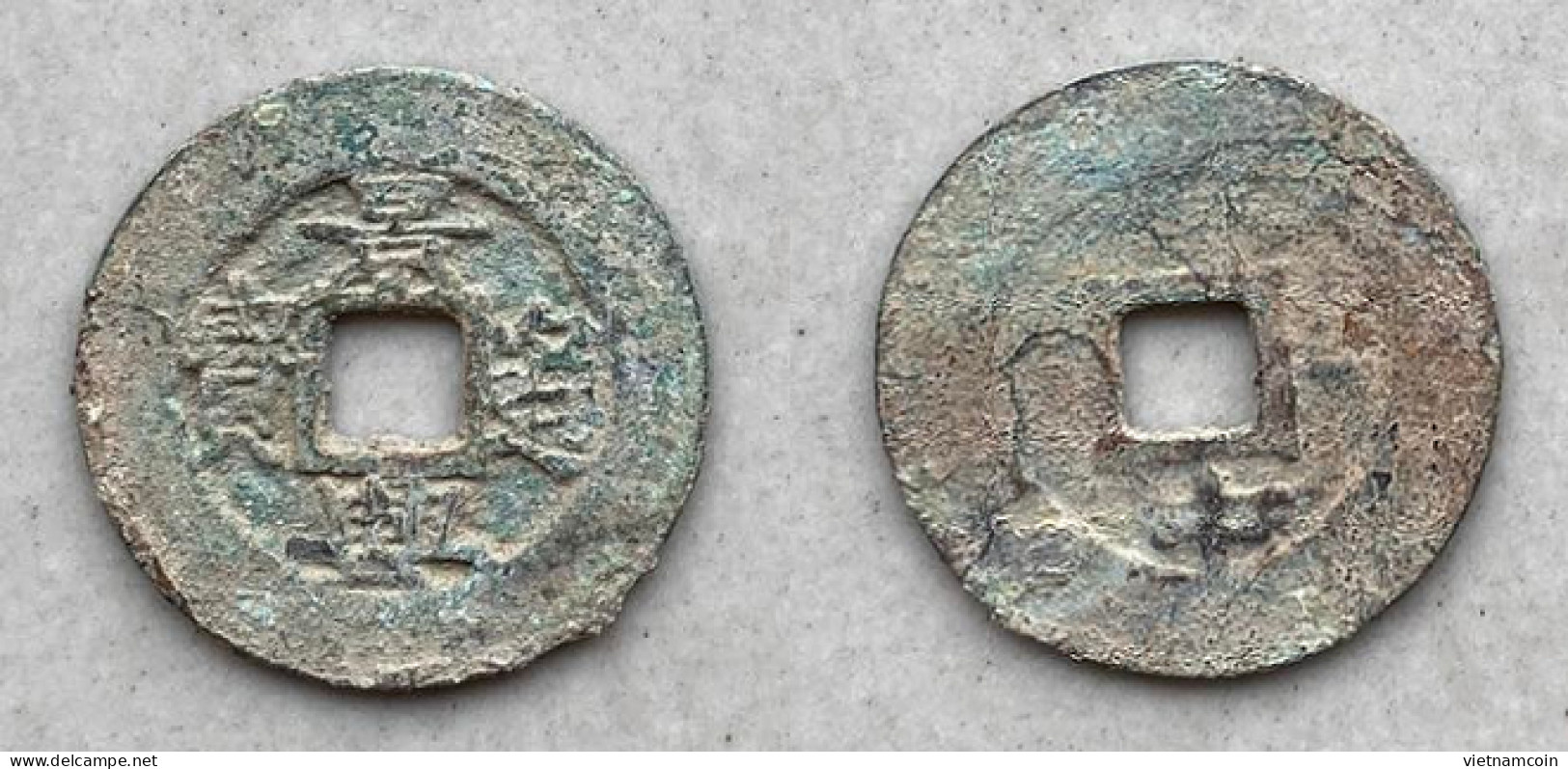 Ancient Annam Coin Canh Hung Thong Bao Reverse Below Trung - Le  Kings Under The Trinh 1740-1776 - Viêt-Nam