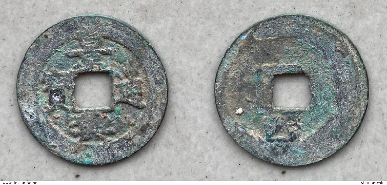 Ancient Annam Coin Canh Hung Thong Bao Reverse Tay- Le  Kings Under The Trinh 1740-1776 - Viêt-Nam