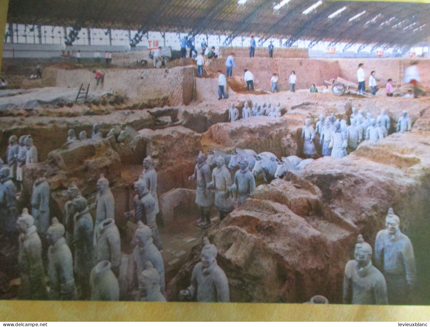 10 cartes postales anciennes/Tomb of Quin Shi Huang/ Museum of Pottery / République Populaire de Chine / 1980      JAP56