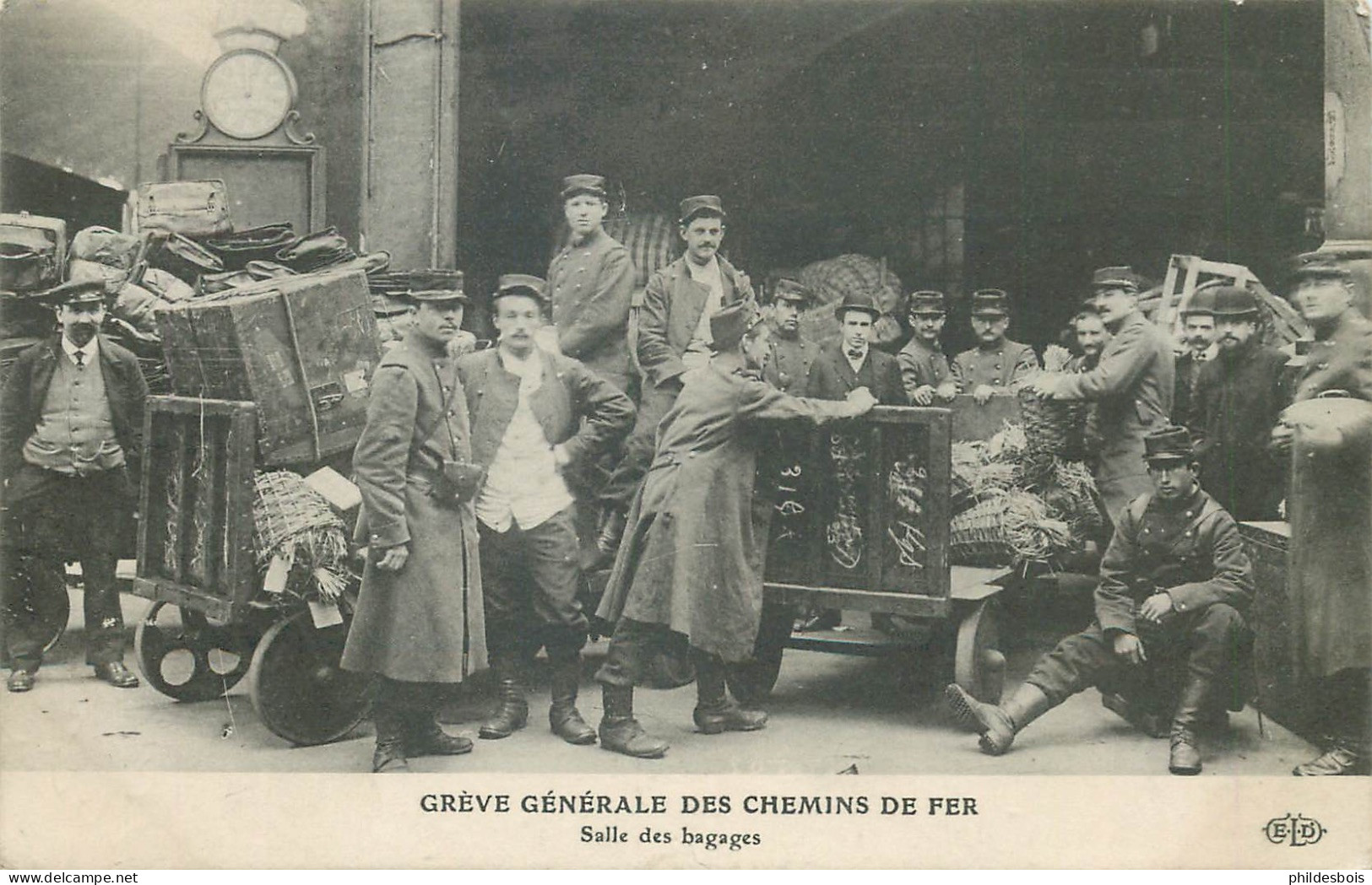 GREVE  Générale Des Chemins De Fer  ( Salle Des Bagages ) - Streiks