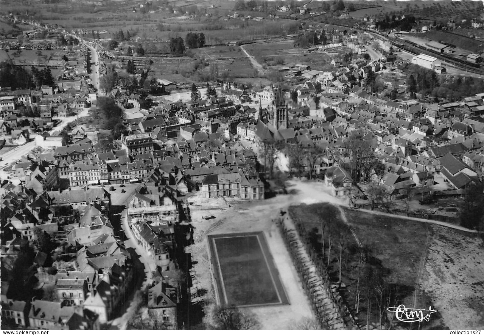 61-L'AIGLE- LE JARDIN PUBLIC VUE DU CIEL - L'Aigle