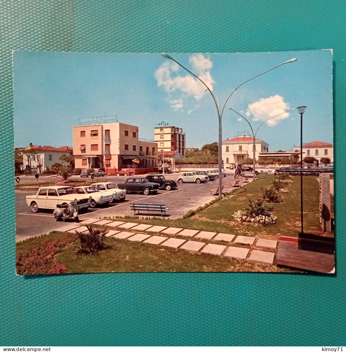 Cartolina Fano - Piazzale Amendola. Non Viaggiata - Fano