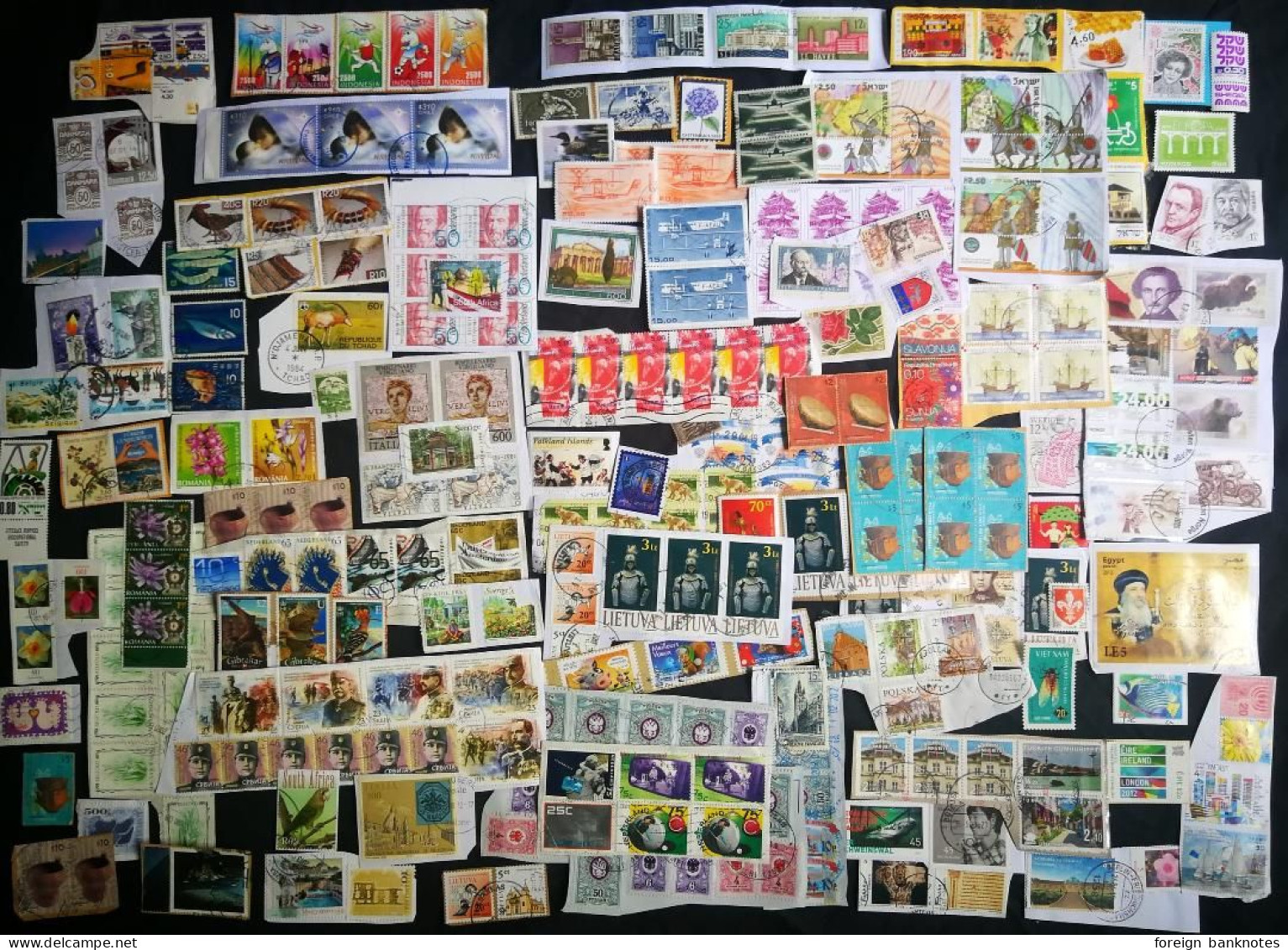 ~ 500 USD Face Value In Stamps & Labels - All Over The World All Themes - Vrac (max 999 Timbres)