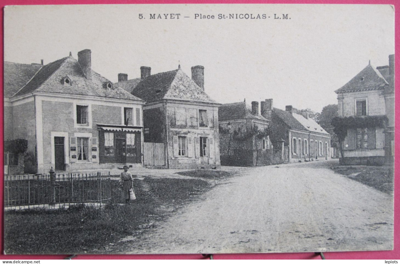 72 - Mayet - Place Saint Nicolas - Excellent état - R/verso - Mayet