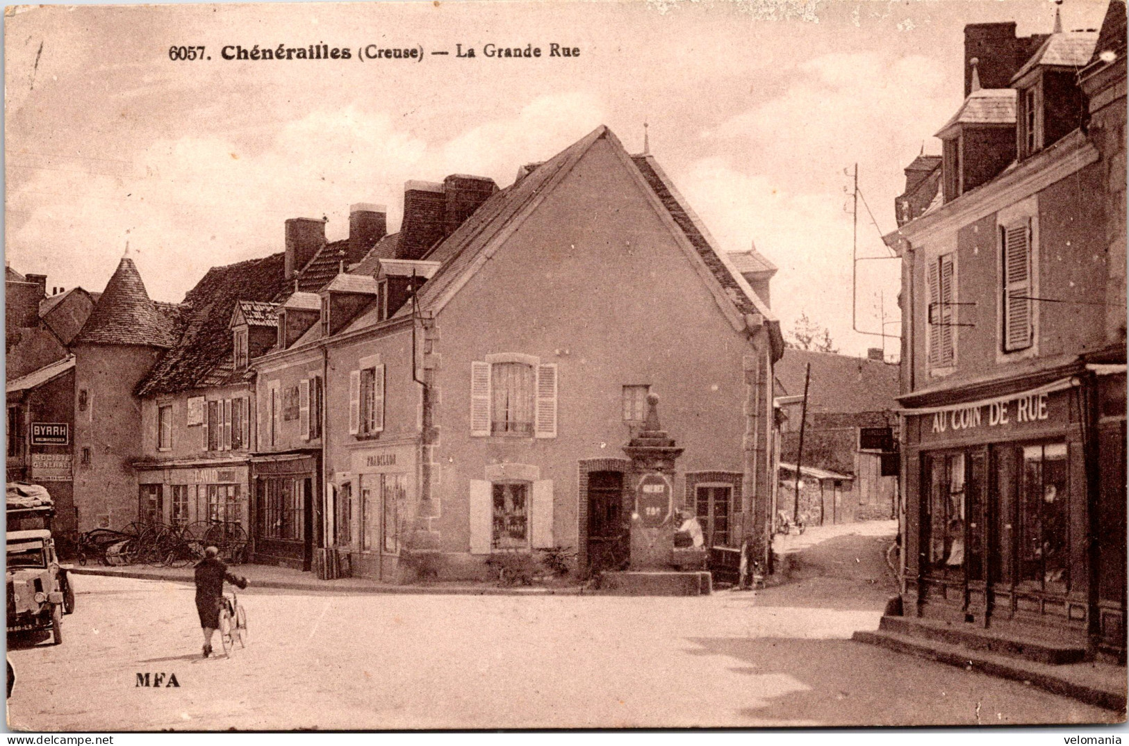 S12261 Cpa 23 Chénerailles - La Grande Rue - Chenerailles