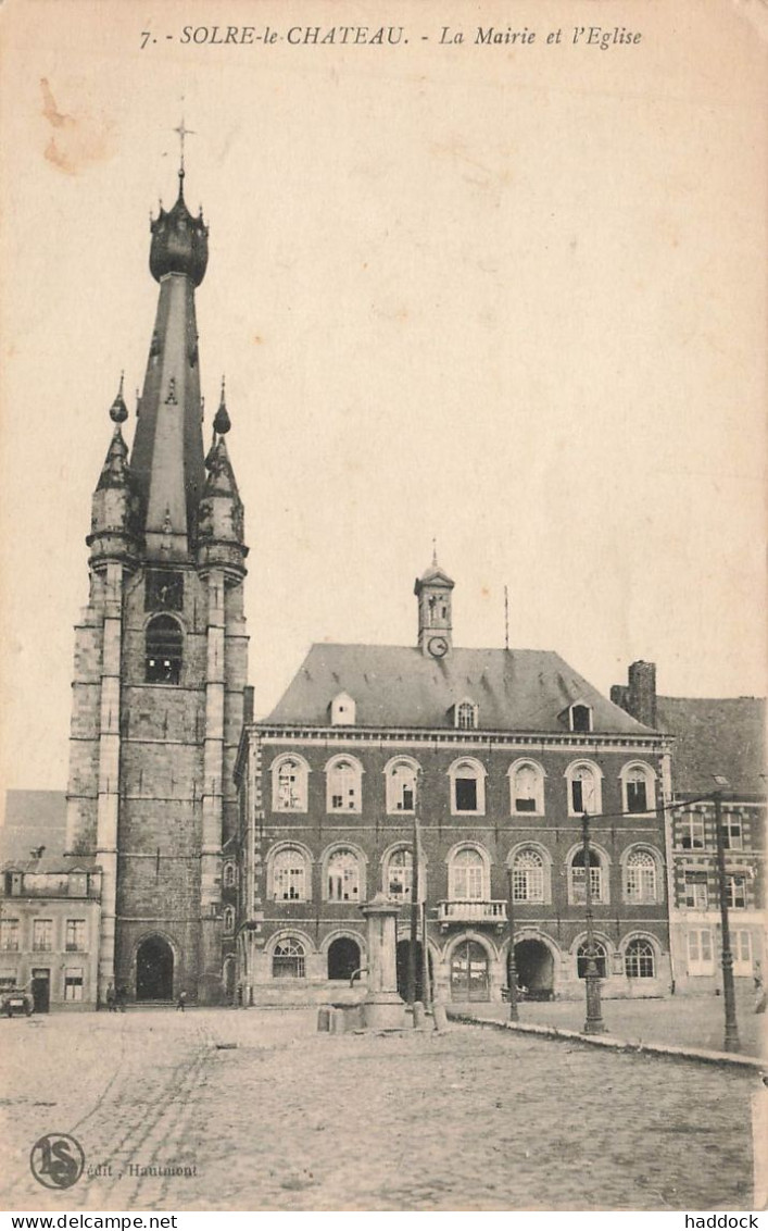 SOLRE LE CHATEAU : LA MAIRIE ET L'EGLISE - Solre Le Chateau